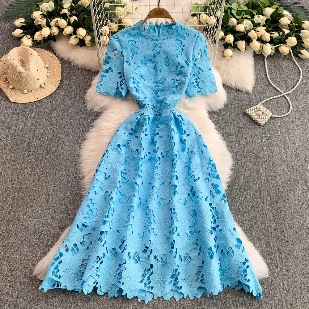 Vestido de Verano con Cuello Redondo de Encaje