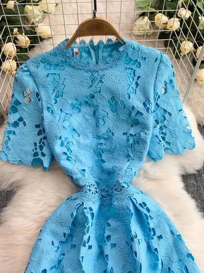 Vestido de Verano con Cuello Redondo de Encaje