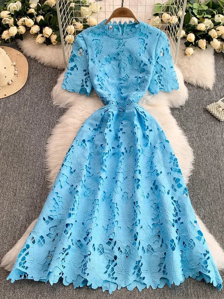 Vestido de Verano con Cuello Redondo de Encaje